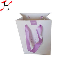 Подгонянные красочные бумажные мешки с стилем моды ручек для упаковки подарка